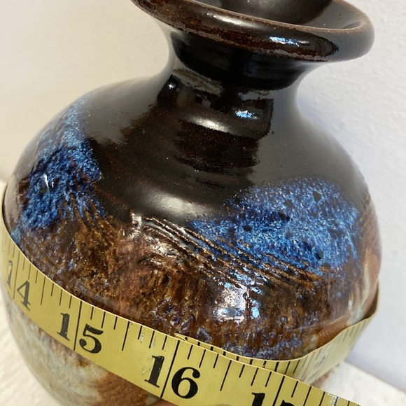 Handcrafted Studio Pottery Vase with Blue and Brown Glaze Artist Signed - Picture 9 of 9